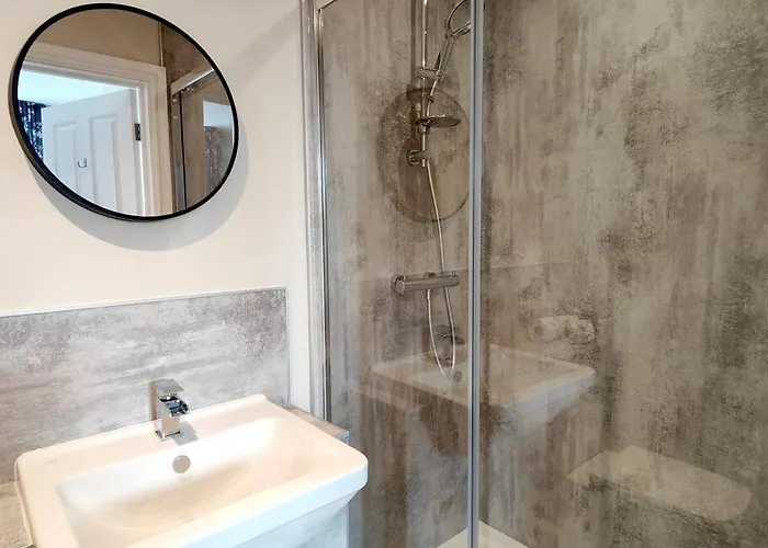 Carvetii - Anne House 2 - Dbl Bed First Floor En-suite